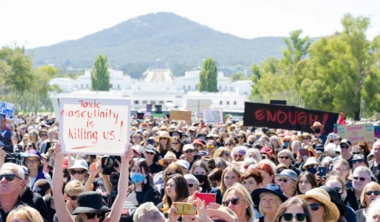 Αυστραλία: Μαζικές διαδηλώσεις εναντίον της έμφυλης βίας – Μία γυναικοκτονία κάθε τέσσερις ημέρες