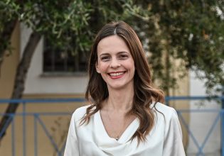 Αχτσιόγλου για Παπανώτα: Δεν δέχομαι την κοπτοραπτική, συνηθισμένο να κατηγορούνται τα θύματα στην πατριαρχία