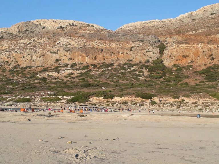 Χανιά: Επιχείρηση απεγκλωβισμού Γερμανίδας τουρίστριας στον Μπάλο