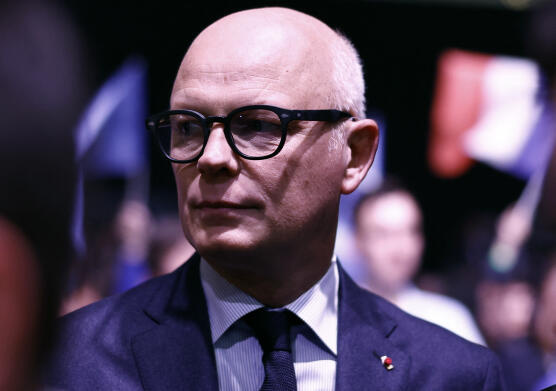 Γαλλία: Έρευνα στο γραφείο του πρώην πρωθυπουργού - Τι ψάχνουν για τον πιθανό διάδοχο Μακρόν;
