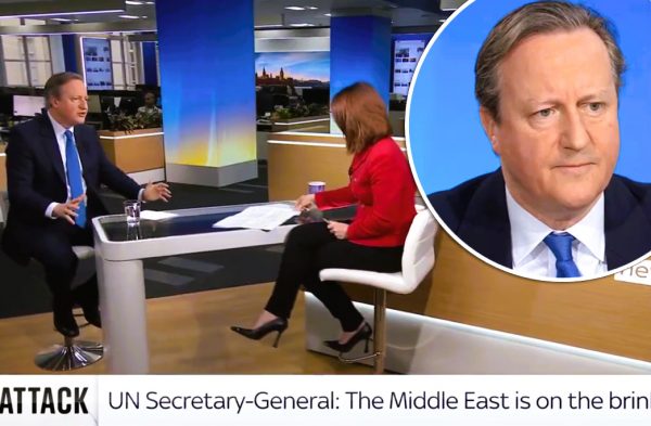 Δημοσιογράφος «στρίμωξε» άσχημα τον Κάμερον – «Τι θα έκανε το Λονδίνο αν ήταν στη θέση της Τεχεράνης;»