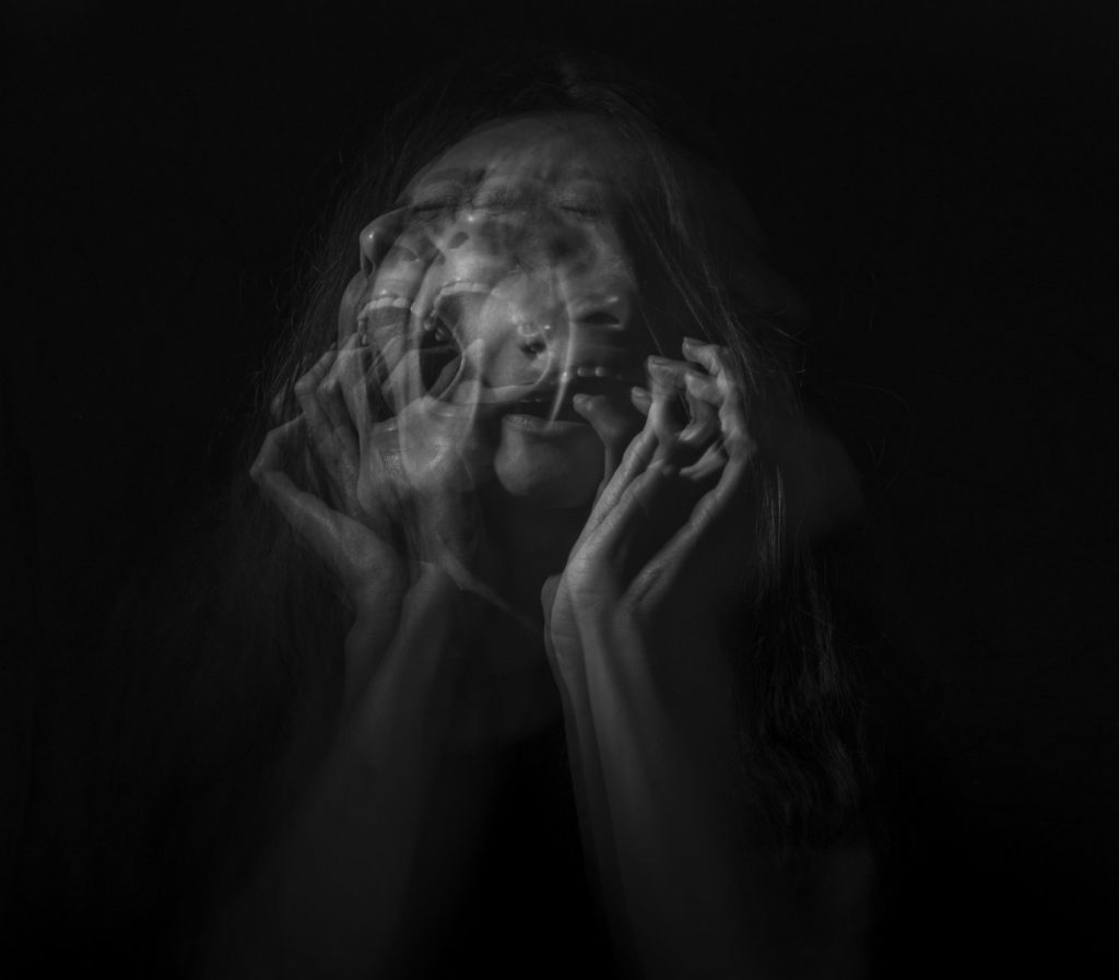 Απόπειρα βιασμού στη Σύμη: Βίντεο -σοκ από τη στιγμή της επίθεσης