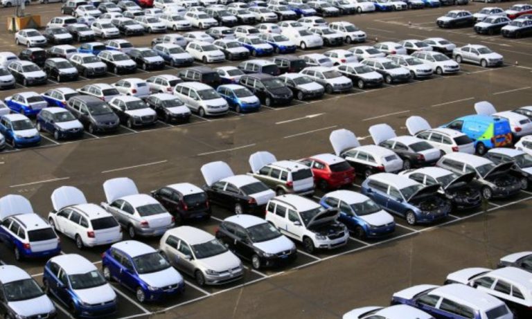 Γερμανία: Σκληρό πόκερ για τα πράσινα αυτοκίνητα