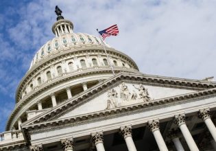 ΗΠΑ: Εγκρίθηκε από τη Βουλή των Αντιπροσώπων το πακέτο βοήθειας σε Ουκρανία και Ισραήλ