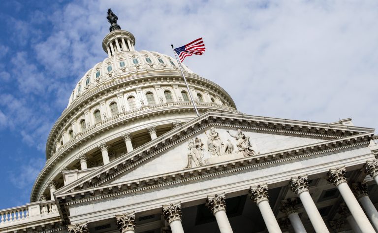 ΗΠΑ: Εγκρίθηκε από τη Βουλή των Αντιπροσώπων το πακέτο βοήθειας σε Ουκρανία και Ισραήλ