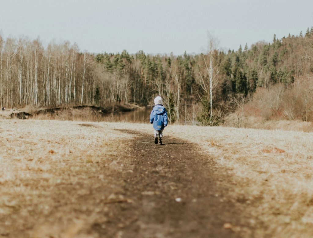 Πάτρα: Ανήλικο αγόρι περιφερόταν μόνο του στους δρόμους – Οι Αρχές αναζητούν την ταυτότητά του