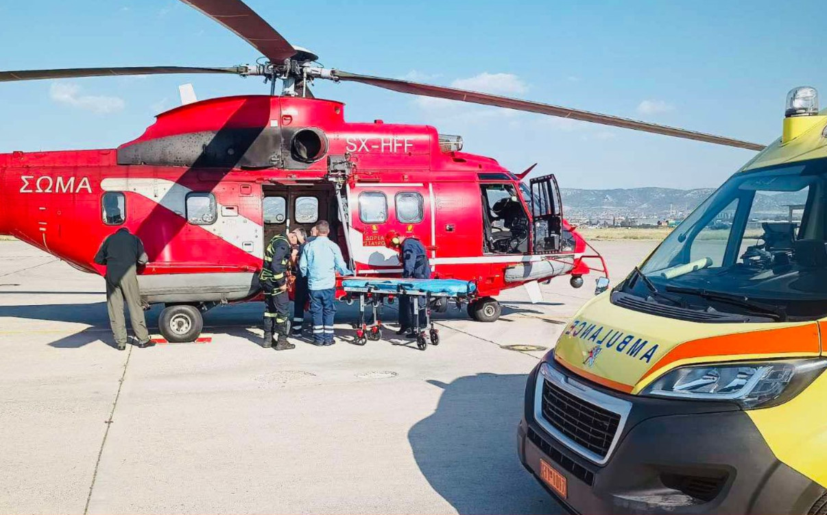 Βίντεο που «κόβει» την ανάσα από τη διάσωση τραυματία με ελικόπτερο στο όρος Δίρφυς - Αιωρείται στο κενό