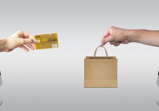 Λιανεμπόριο: Έχει μία νέα λύση στα υψηλά κόστη των επιστροφών