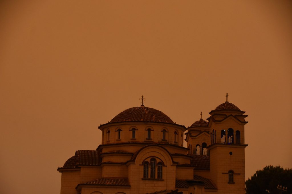 Βγήκαν τα… χριστιανόμετρα πριν την κορύφωση του Θείου Δράματος