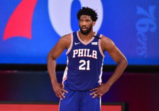 Τρομεροί Σίξερς με τρομακτικό Εμπίντ που έβαλε 50άρα!