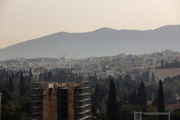 Καιρός: Νέο κύμα αφρικανικής σκόνης θα φτάσει στη χώρα τις επόμενες ημέρες – Θα συνοδεύεται από λασποβροχές