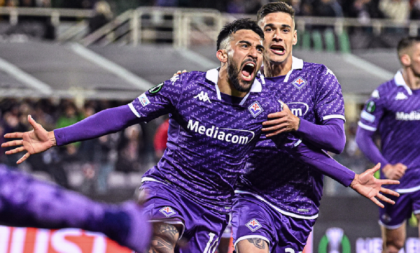 Φιορεντίνα – Βικτόρια Πλζεν 2-0: Πρόκριση στην παράταση για τους «βιόλα»