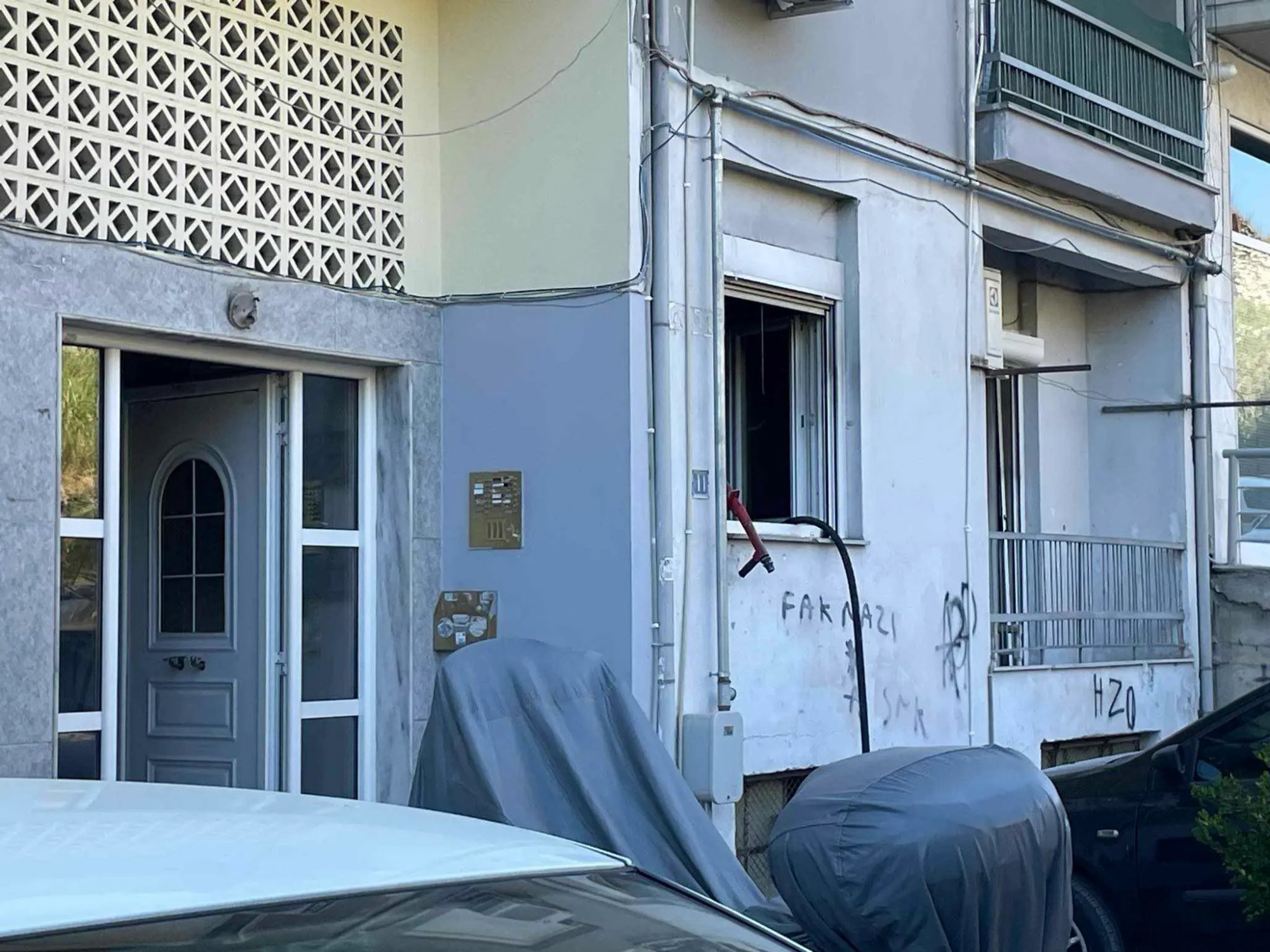 Πυρκαγιά σε διαμέρισμα στη Θεσσαλονίκη - Απεγκλωβίστηκαν πέντε ανήλικα