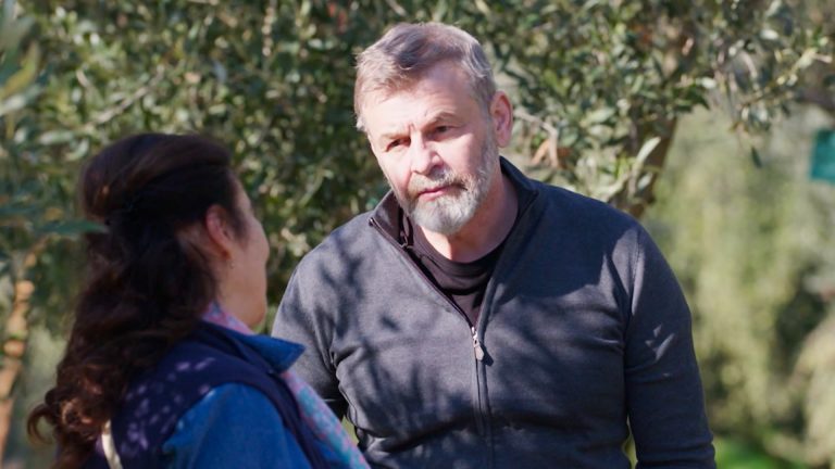 Η Γη της Ελιάς: Η Χάιδω κλείνεται σε μοναστήρι