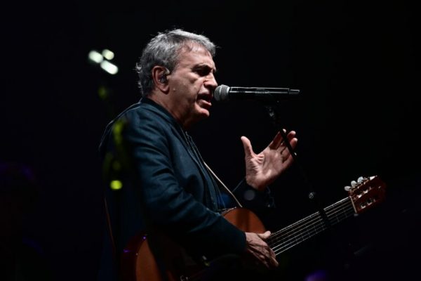 Κωνσταντινούπολη: Με συναυλία του Γιώργου Νταλάρα ολοκληρώθηκε το μαθητικό συνέδριο για τον Γιάννη Ρίτσο