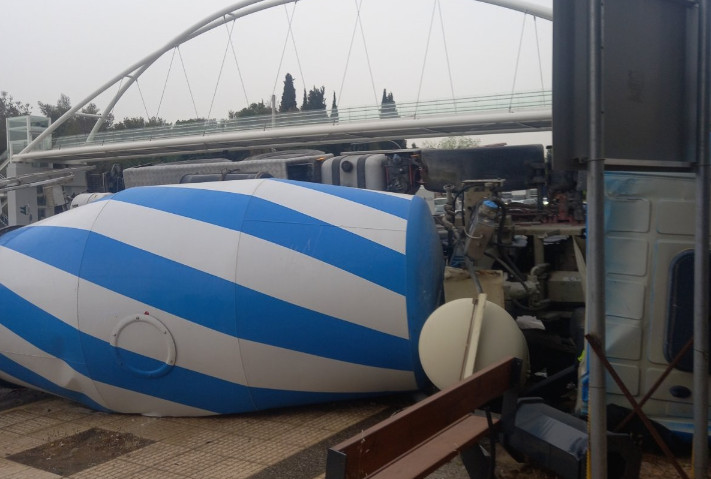 Χαϊδάρι: Έτσι έγινε η ανατροπή της μπετονιέρας – Βίντεο ντοκουμέντο