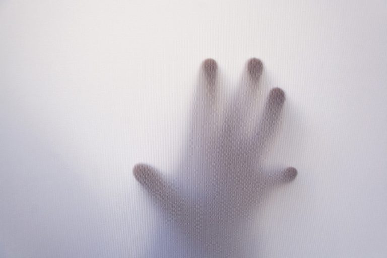 Ειδικός αποκαλύπτει με ποια σειρά θα χάσετε τις αισθήσεις σας όταν πρόκειται να…πεθάνετε