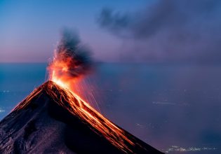 Πού βρίσκεται το ηφαίστειο που εκτοξεύει χρυσό 6.000 δολαρίων κάθε μέρα