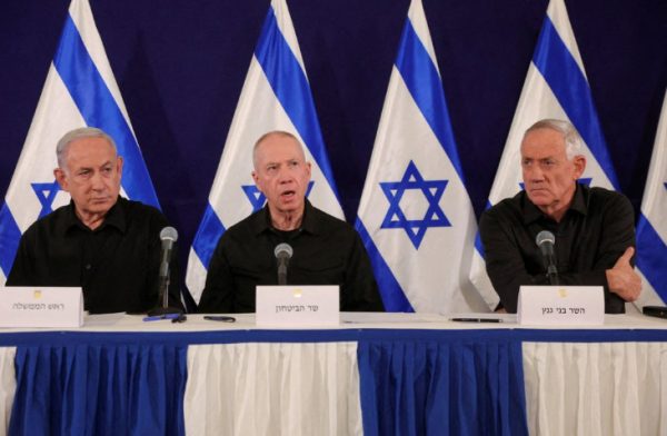 Μέση Ανατολή: Σε τρία πρόσωπα τα κλειδιά της ανάφλεξης