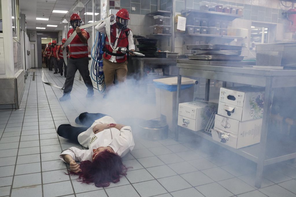 Μίνωας: Εγκλωβισμένοι, άνθρωποι στο νερό, σεισμός, φωτιές, τσουνάμι – Η μεγάλη αντισεισμική άσκηση στην Κρήτη