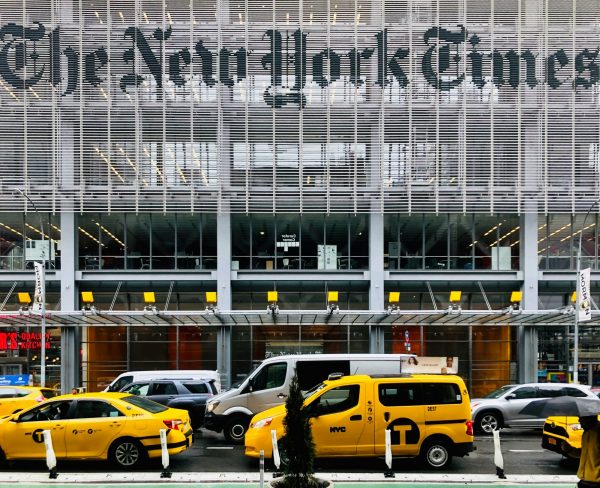 New York Times σε δημοσιογράφους: Αποφύγετε τους όρους «γενοκτονία» και «εθνοκάθαρση» για τον πόλεμο στη Γάζα