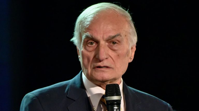 Μανώλης Μαυρομμάτης: Δύσκολες ώρες για τον αθλητικογράφο και τη σύζυγό του