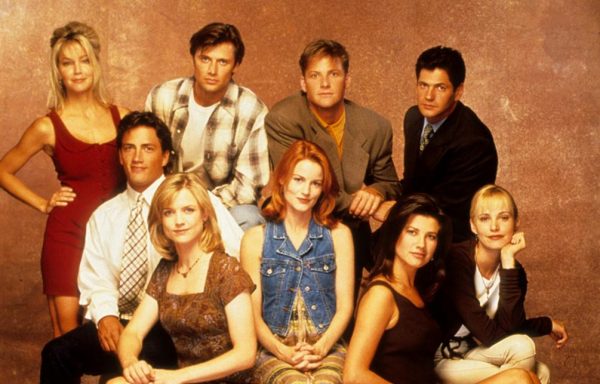 Επιστρέφει η θρυλική σειρά των ’90ς Melrose Place