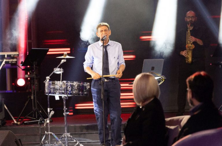 Αινιγματικός ο Μιχάλης Ρακιντζής για τη σχέση του με τη Σοφία Αρβανίτη