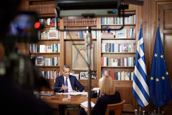 «Ξορκίζει» την ψήφο διαμαρτυρίας ο Μητσοτάκης – Οκτώ μονάδες κάτω ο στόχος από τις εθνικές εκλογές