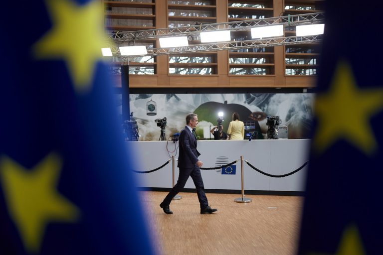 Κερδίζει κατά κράτος ο «Κανένας» στα κρίσιμα προβλήματα – Διαρροές από τη ΝΔ