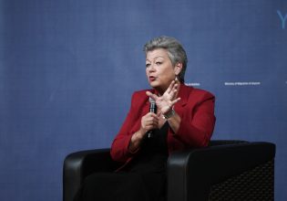 Αυστηρό μήνυμα Γιόχανσον: Οι χώρες της ΕΕ που δεν επιβάλλουν το νέο σύμφωνο, θα αντιμετωπίσουν επιπτώσεις