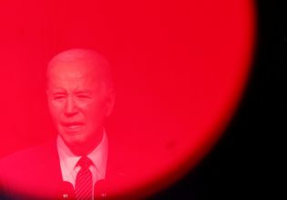 Αλχημείες Μπάιντεν στα χρήματα προς την Ουκρανία – Έως 250 δισ. μπορεί να φτάσει η αμερικανική βοήθεια!