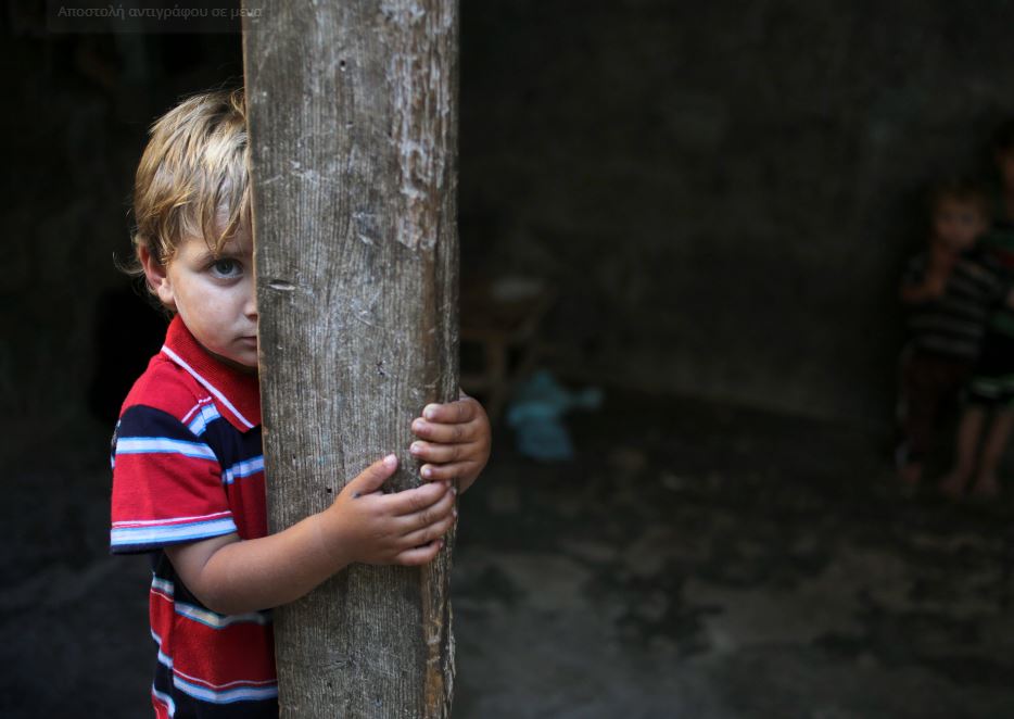ΚΕΠΕ: Ανησυχητικά τα στοιχεία για την παιδική φτώχεια - Να είμαστε σε διαρκή εγρήγορση