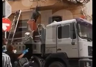 Πειραιάς: Βίντεο ντοκουμέντο λίγα λεπτά μετά την κατάρρευση του κτιρίου – Το φορτηγό που σκοτώθηκε ο αστυνομικός