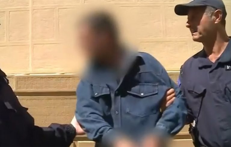 Πάτρα: «Τρώω ξύλο πολύ καιρό» – Τι ισχυρίζεται ο σύντροφος της 47χρονης που πήδηξε από παράθυρο