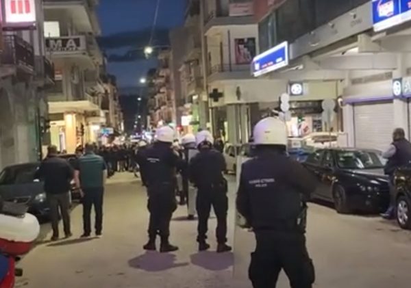 Πάτρα: Ένταση και επεισόδια με αντιεξουσιαστές – 25 συλλήψεις από το μεσημέρι
