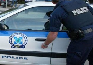 Ναύπακτος: 22χρονος έσυρε με το αυτοκίνητο του αστυνομικό