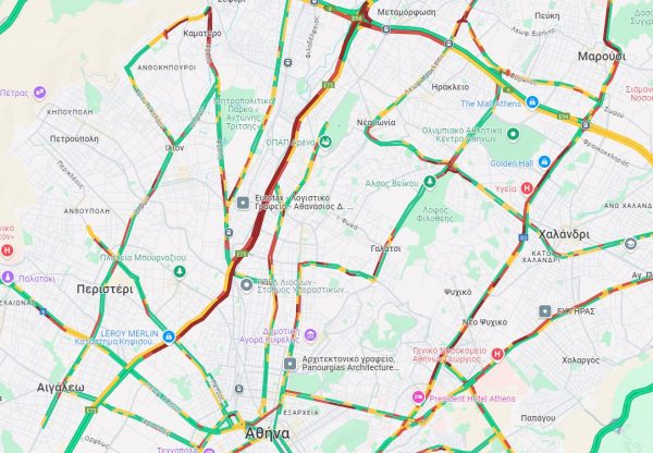 Κηφισός: Κυκλοφοριακό κομφούζιο λόγω σύγκρουσης οχημάτων