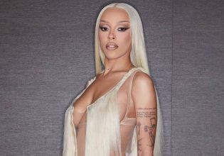 «Αφήστε τα λάθη σας στο σπίτι» – Το μήνυμα της Doja Cat σε όσους πηγαίνουν τα παιδιά τους στις συναυλίες της