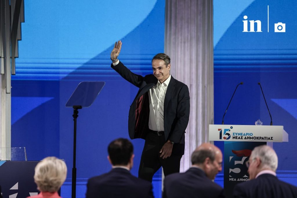 ΣΥΡΙΖΑ για Μητσοτάκη: Έδειξε πανικό κουνώντας το δάχτυλο – Οι πολιτές τον έχουν καταλάβει