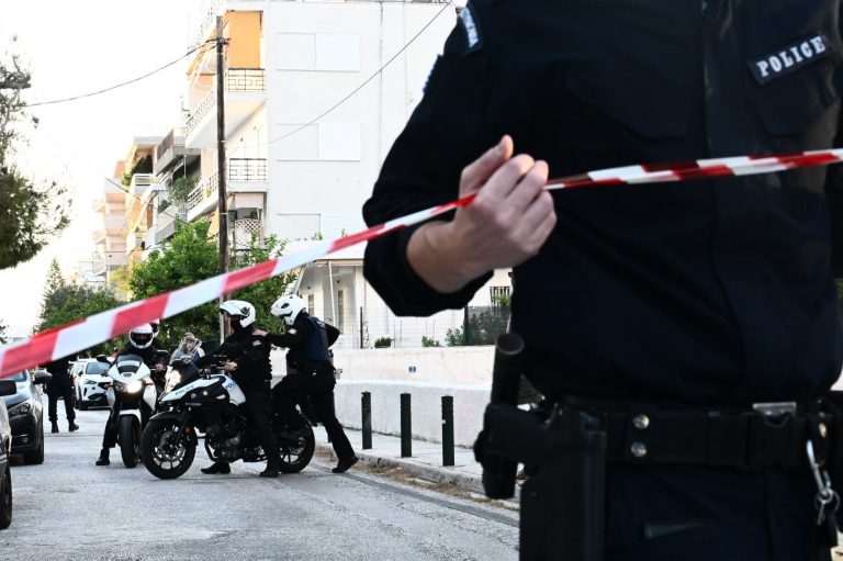 Γλυφάδα: «Έλα μέσα να λογαριαστούμε» φώναζε στη σύντροφό του ο 29χρονος αυτόχειρας