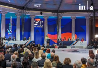 Τελευταία μέρα του συνεδρίου της ΝΔ με ομιλίες Μητσοτάκη, Φον ντερ Λάιεν