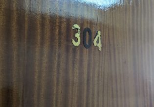 Τι κρύβει το θρίλερ με τη διάρρηξη