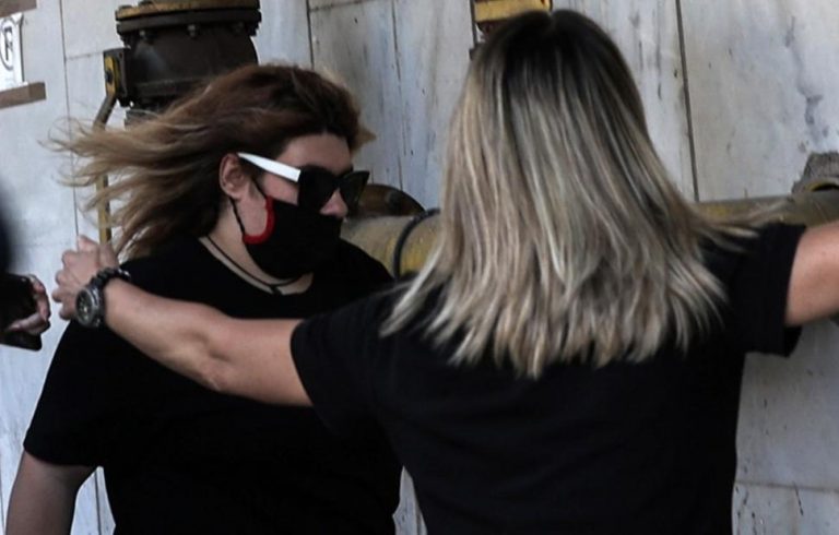 Δίκη για Ίριδα και Μαλένα: Ξέσπασε σε λυγμούς η αδερφή της Ρούλας Πισπιρίγκου – Τι κατέθεσε