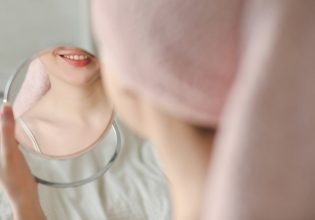 Σαρώνει στο Χόλιγουντ το «πρόσωπο του Ozempic» – Αγνώριστοι οι σταρ με αυτό το φάρμακο