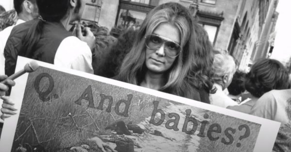 Η Γκλόρια Στάινεμ ίδρυσε στα 70s ένα πρωτοποριακό περιοδικό «για τις γυναίκες σε όλη τους τη διαφορετικότητα»