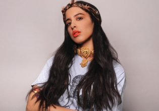 Μαρίνα Σάττι: Αποθεωτικά σχόλια στο Twitter για το τσιφτετέλι της στην unplugged εκδοχή για το Ζάρι