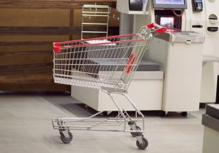 ΟΟΣΑ: Σε προπολεμικά επίπεδα επέστρεψε ο πληθωρισμός τροφίμων – Τι συμβαίνει στην Ελλάδα