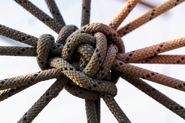 Τον κόμπο από τον Κάμπο και πέρα φοβάται ο Μητσοτάκης, τα προβλήματα που έγιναν γόρδιος δεσμός ο λαός