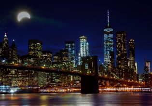 ΗΠΑ: Σεισμός πριν από την έκλειψη Ηλίου; – Οι Αμερικανοί τον θεωρούν «κακό οιωνό»